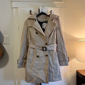 London Fog Trench Coat XS